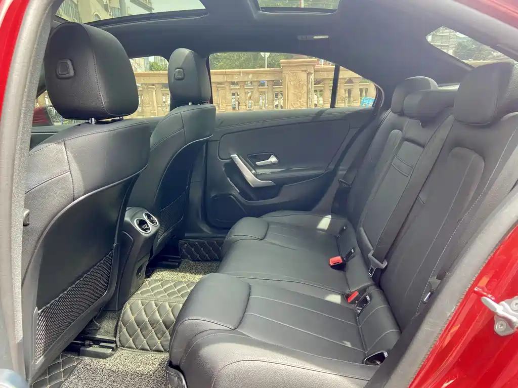 Mercedes-Benz Mercedes-Benz A-Class 2022 Facelift A 200 L Sport Sedan Fashion Edition 2022 - thumbnail 5
