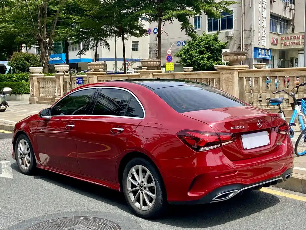 Mercedes-Benz Mercedes-Benz A-Class 2022 Facelift A 200 L Sport Sedan Fashion Edition 2022 - thumbnail 7