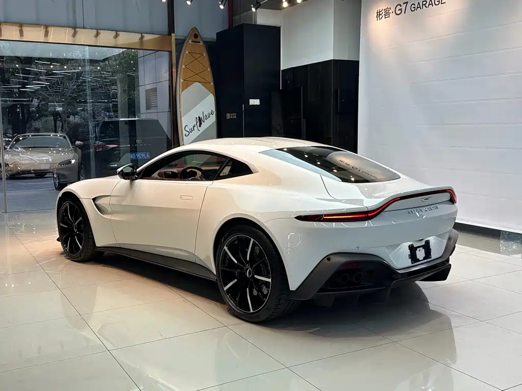 Aston Martin Aston Martin V8 Vantage 2022 4.0L V8 Coupe 2022 - thumbnail 11
