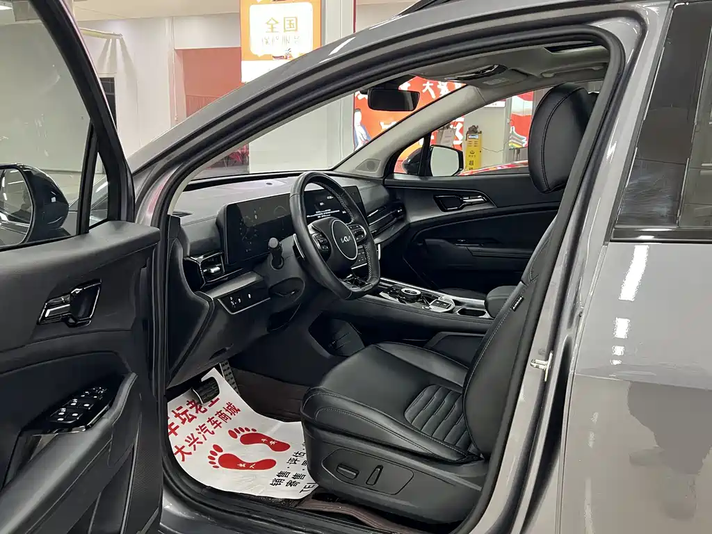Kia Sorento 2023 2.0T FWD Premium Edition 2024 - thumbnail 7