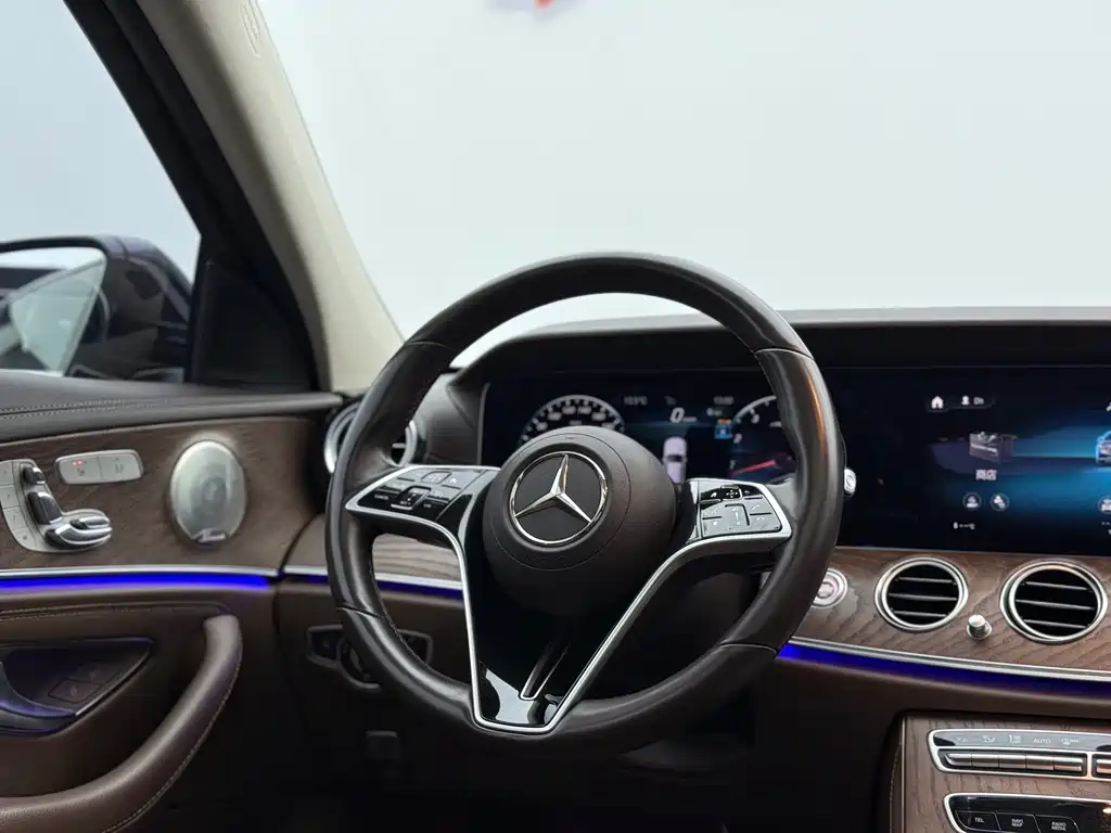 Mercedes-Benz Mercedes-Benz E-Class 2023 E 300 L Luxury Model 2024 - thumbnail 8