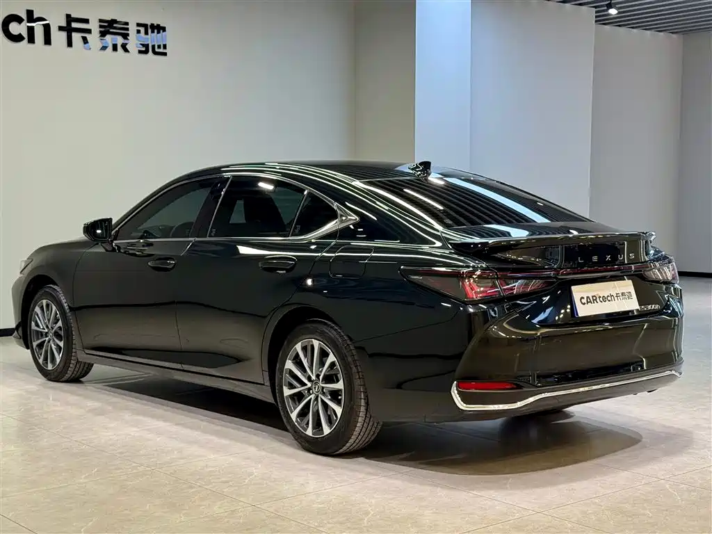 Lexus Lexus ES 2025 200 Premium Edition 2026 - thumbnail 6