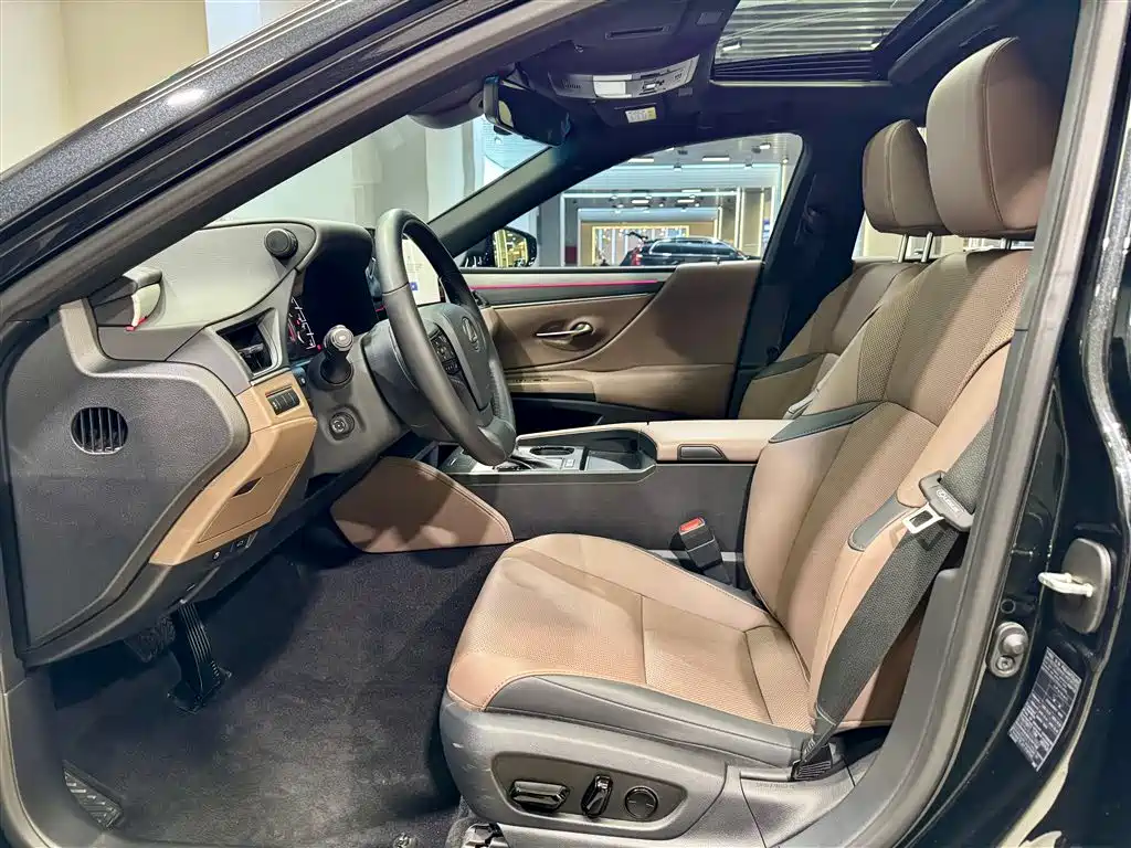 Lexus Lexus ES 2025 200 Premium Edition 2026 - thumbnail 17