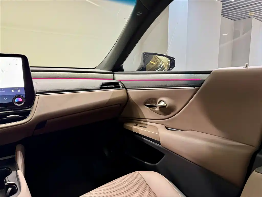 Lexus Lexus ES 2025 200 Premium Edition 2026 - thumbnail 26