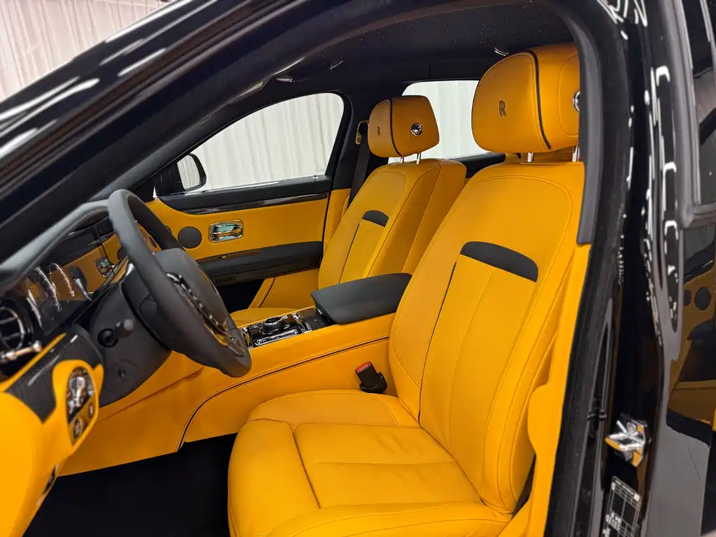 Rolls-Royce Ghost 2022 6.7T Black Badge 2022 - thumbnail 10