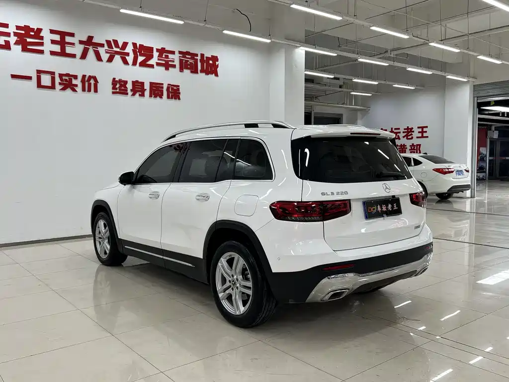 Mercedes-Benz Mercedes-Benz GLB 2023 GLB 220 Dynamic 2023 - thumbnail 5