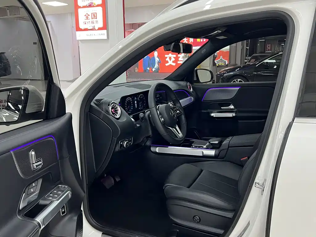 Mercedes-Benz Mercedes-Benz GLB 2023 GLB 220 Dynamic 2023 - thumbnail 6