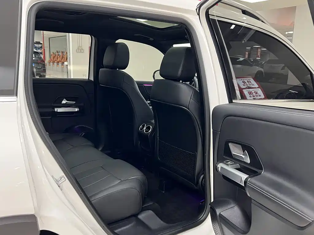 Mercedes-Benz Mercedes-Benz GLB 2023 GLB 220 Dynamic 2023 - thumbnail 13