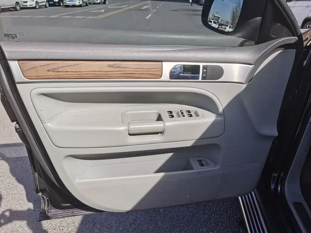 Volkswagen Volkswagen Touareg 2007 4.2L Ultimate Edition 2008 - thumbnail 14