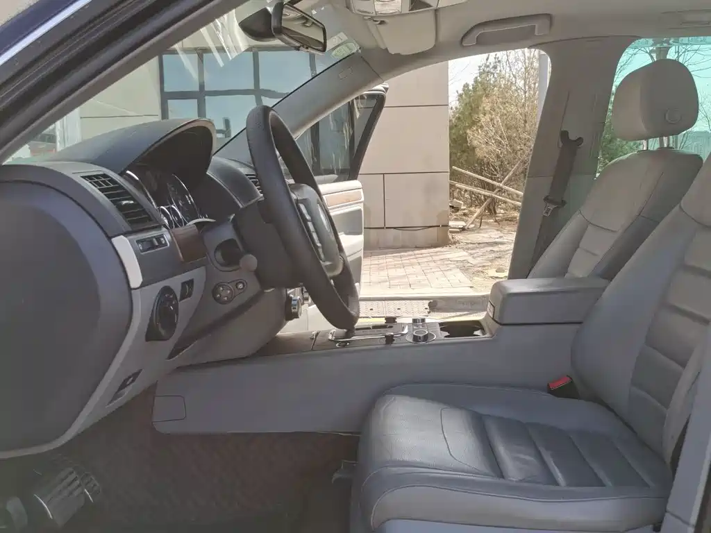 Volkswagen Volkswagen Touareg 2007 4.2L Ultimate Edition 2008 - thumbnail 27