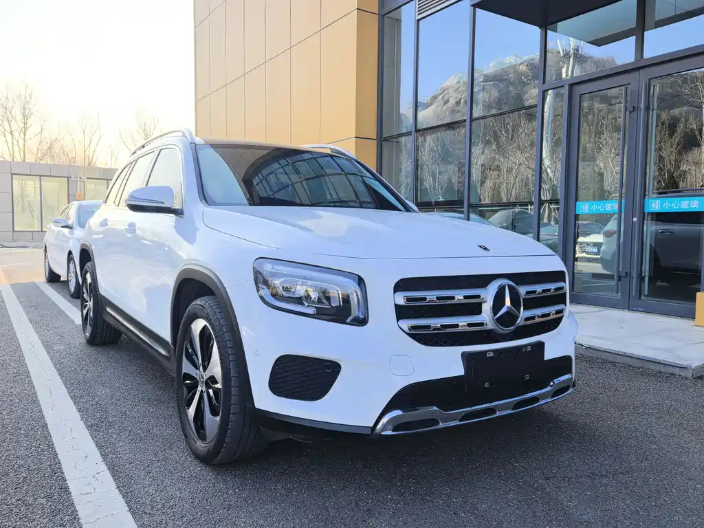 Mercedes-Benz Mercedes-Benz GLB 2022 Facelift GLB 200 Style 2022 - thumbnail 3