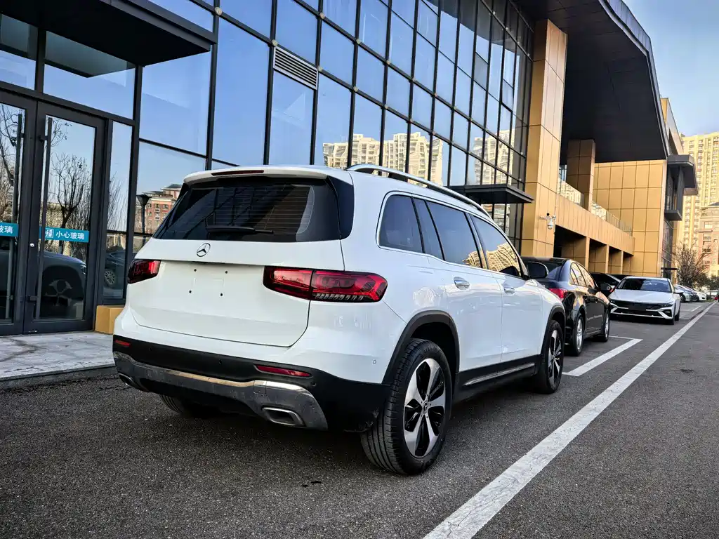 Mercedes-Benz Mercedes-Benz GLB 2022 Facelift GLB 200 Style 2022 - thumbnail 6