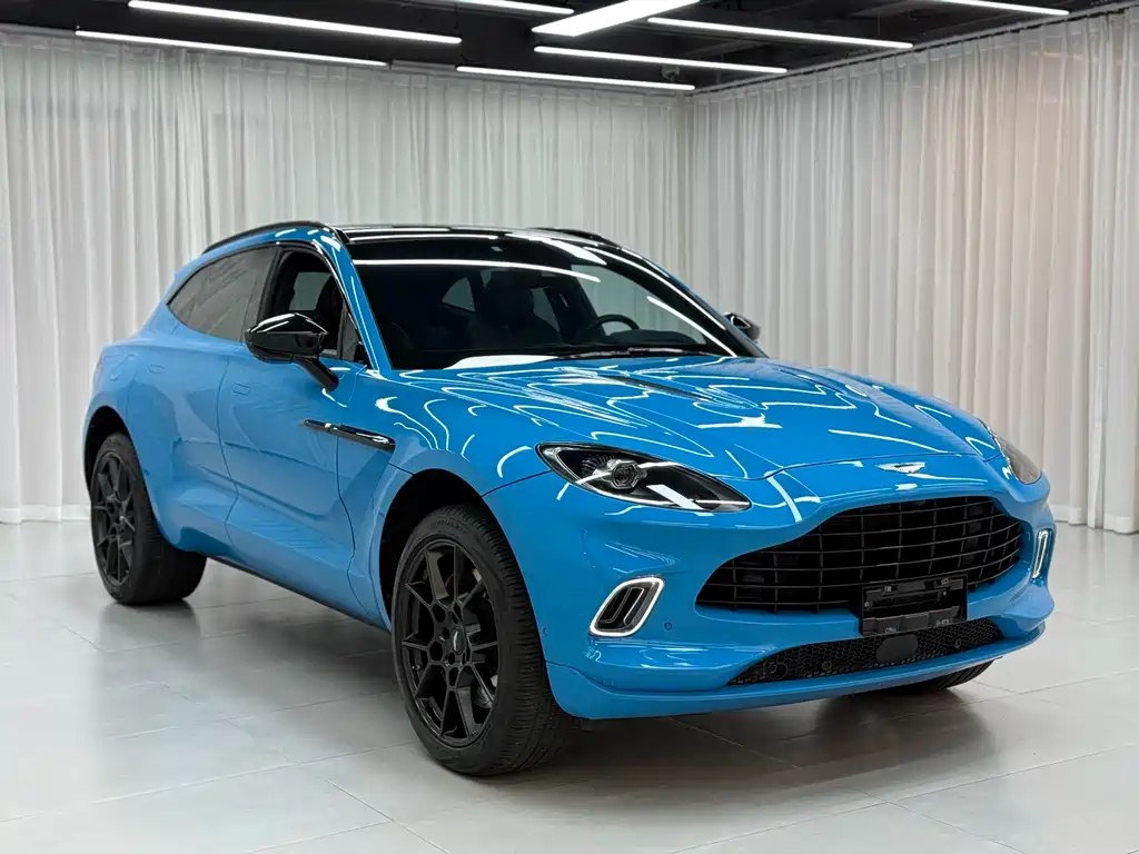 Aston Martin Aston Martin DBX 2022 3.0T Straight-Six 2023 - thumbnail 3