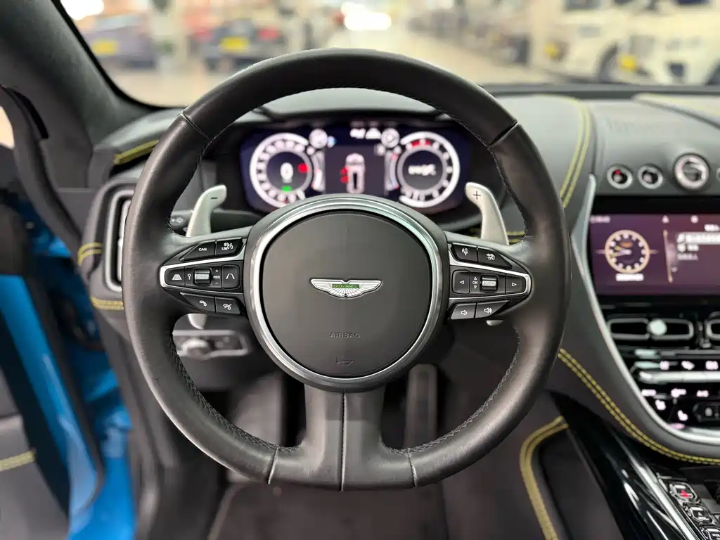 Aston Martin Aston Martin DBX 2022 3.0T Straight-Six 2023 - thumbnail 12