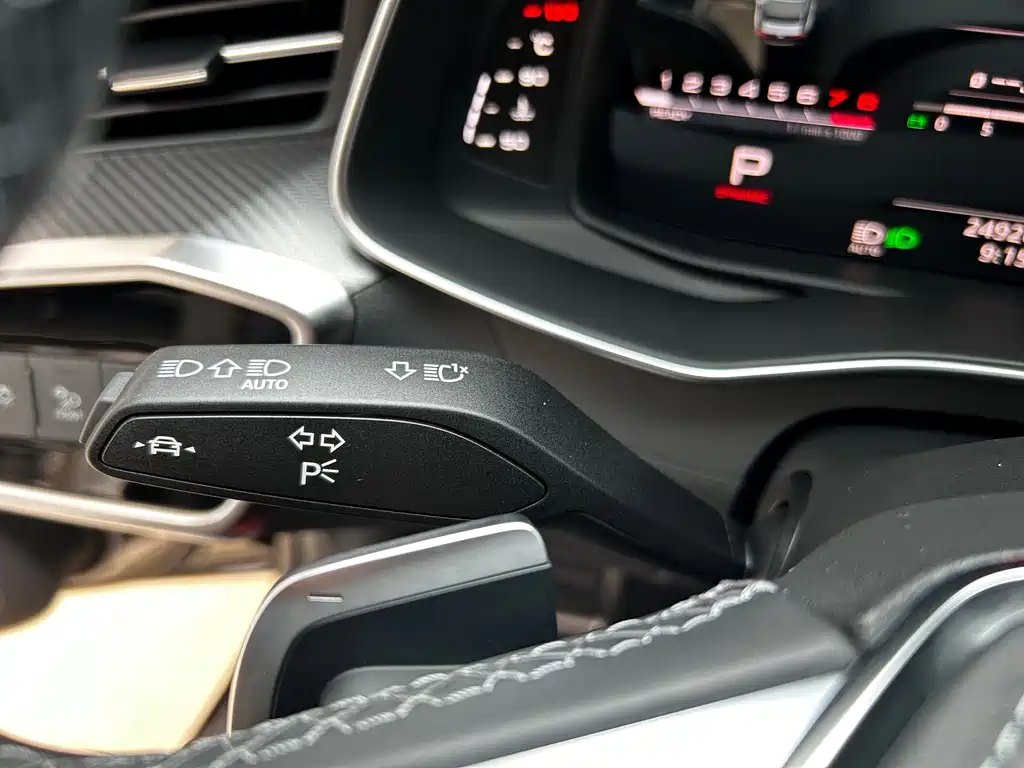 Audi Audi A7L 2024 45 TFSI quattro S-line Black Knight Edition 2024 - thumbnail 8