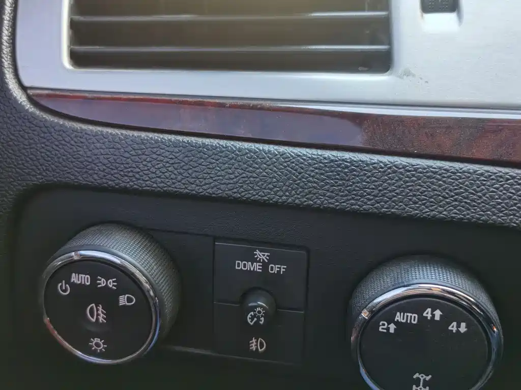 Cadillac Cadillac Escalade 2010 6.0 Hybrid 2011 - thumbnail 15