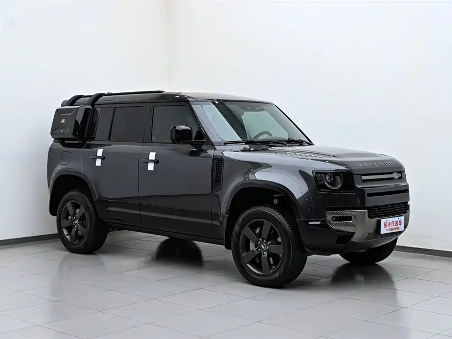 Land Rover Land Rover Defender 2024 110 3.0T P400 X-DYNAMIC HSE 2024 - thumbnail 4