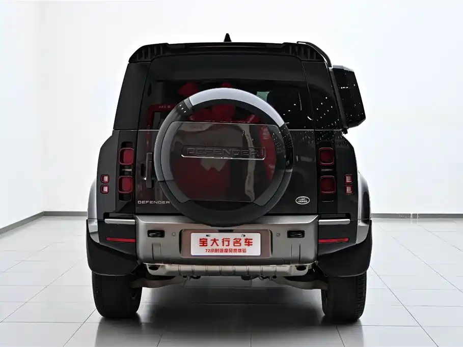Land Rover Land Rover Defender 2024 110 3.0T P400 X-DYNAMIC HSE 2024 - thumbnail 8