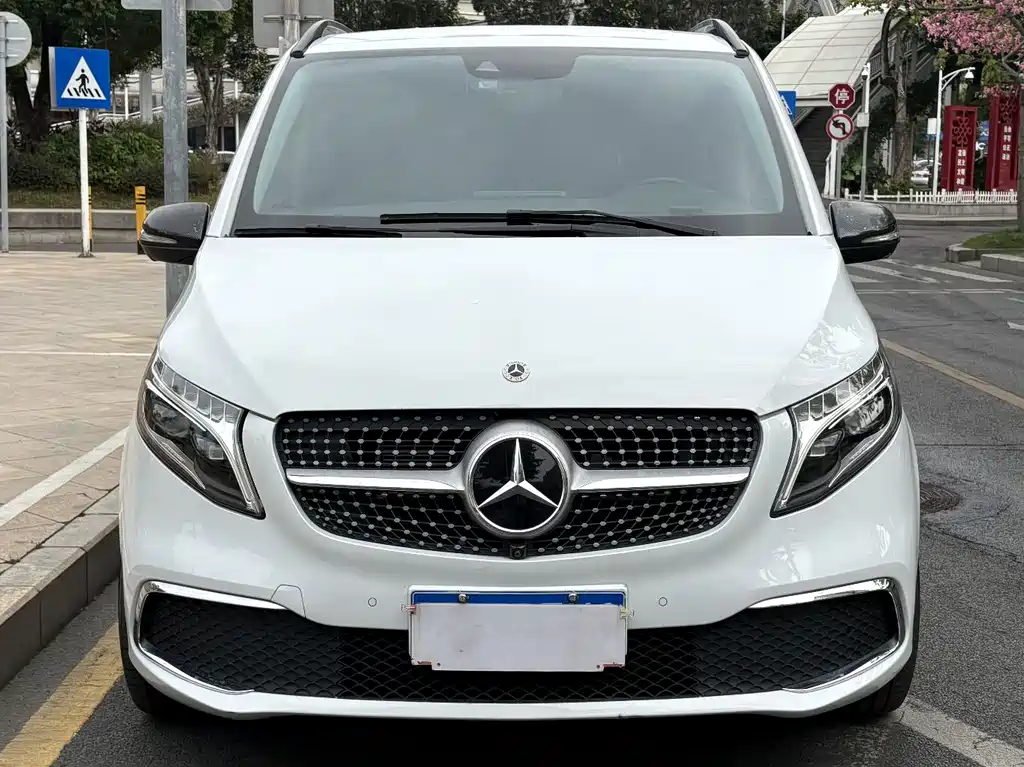Mercedes-Benz Mercedes-Benz V-Class 2021 V 260 Exclusive Edition 2022 - thumbnail 3