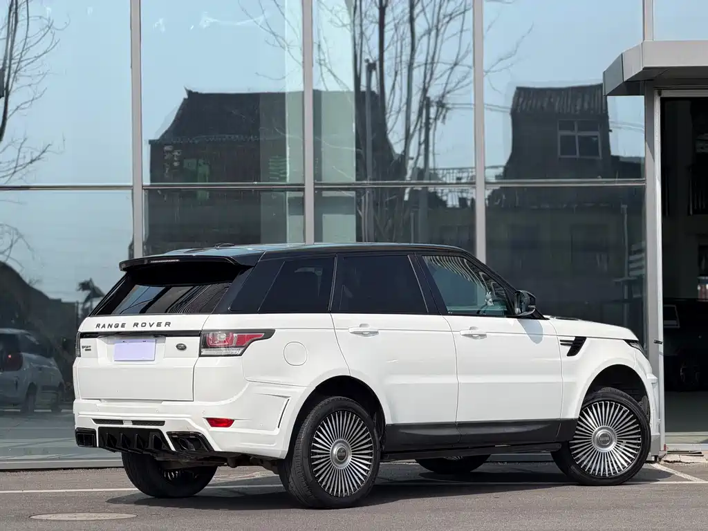 Land Rover Range Rover Sport 2015 3.0 SC V6 HSE DYNAMIC 2015 - thumbnail 5