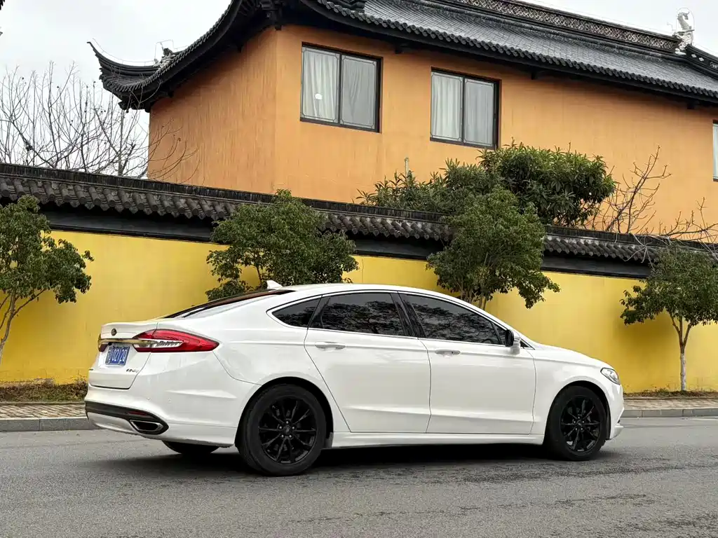 Ford Mondeo 2017 EcoBoost 180 Trend 2017 - thumbnail 9