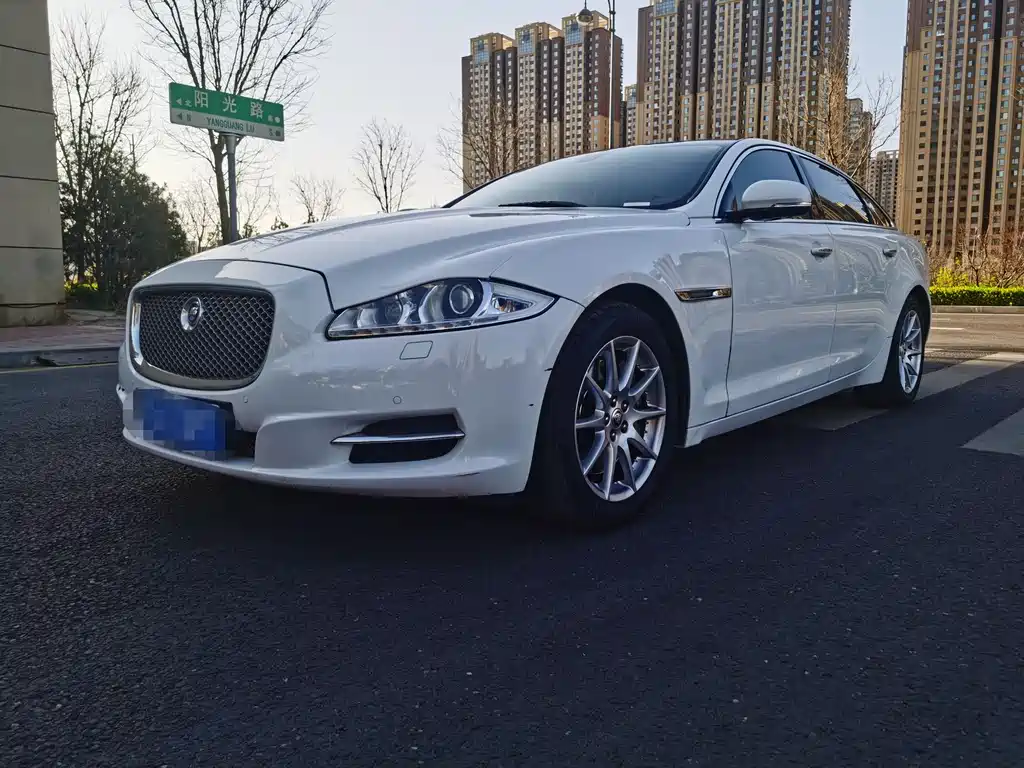 Jaguar Jaguar XJ 2011 XJL 3.0 Panoramic Business Edition 2011
