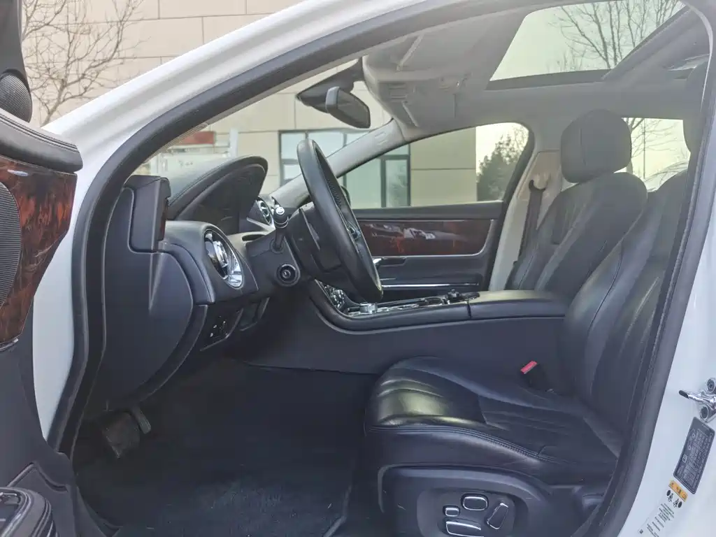 Jaguar Jaguar XJ 2011 XJL 3.0 Panoramic Business Edition 2011 - thumbnail 9