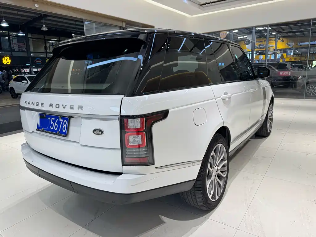 Land Rover Range Rover 2015 3.0 TDV6 Vogue 2016 - thumbnail 6