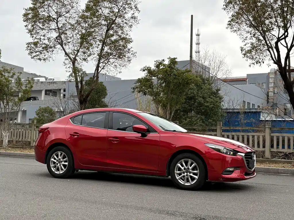 Mazda Mazda 3 Axela 2017 Sedan 1.5L Automatic Comfort Model China V 2017 - thumbnail 2