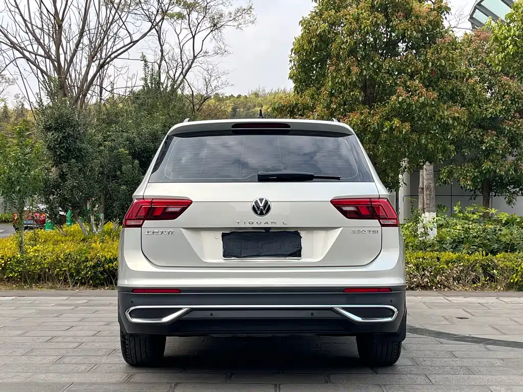 Volkswagen Tiguan L 2022 330TSI Automatic 2WD Comfort Edition 2021 - thumbnail 8