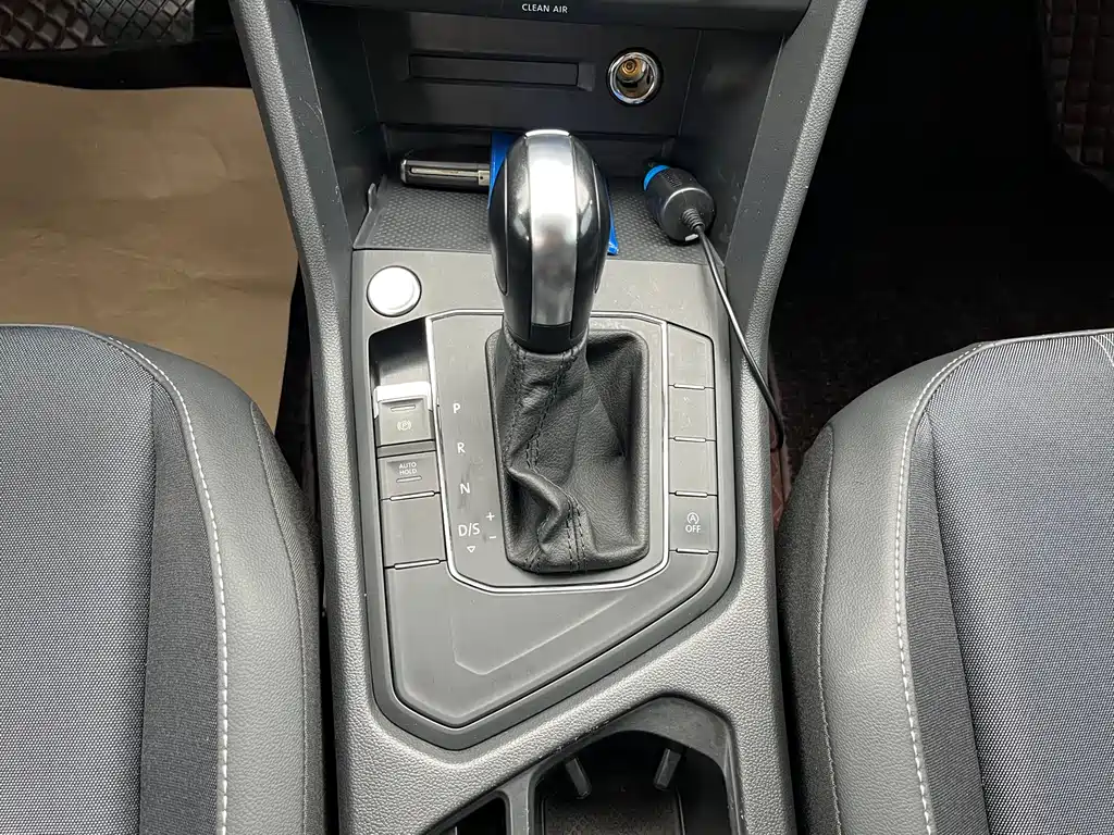 Volkswagen Tiguan L 2022 330TSI Automatic 2WD Comfort Edition 2021 - thumbnail 12