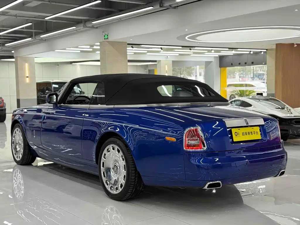 Rolls-Royce Phantom 2007 6.7L Soft-Top Convertible 2012 - thumbnail 6