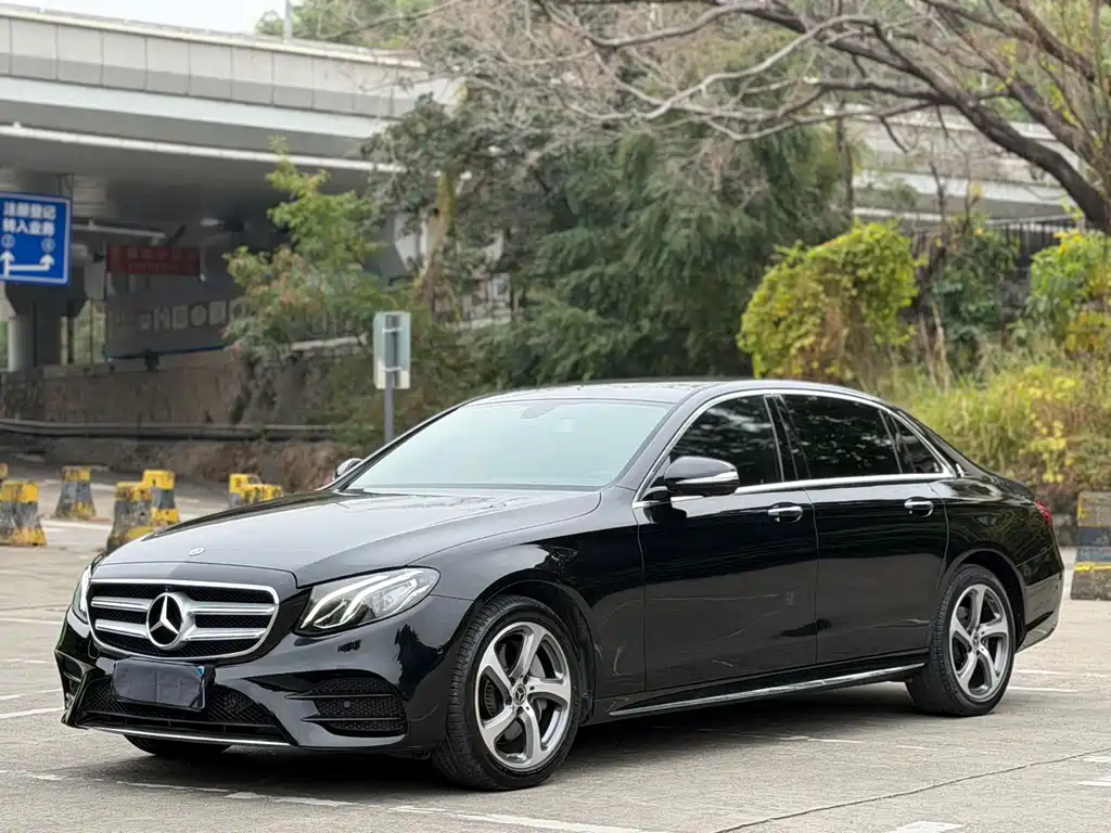 Mercedes-Benz Mercedes-Benz E-Class 2019 Model Year Facelift E 300 L Sport Style 2019 - thumbnail 2