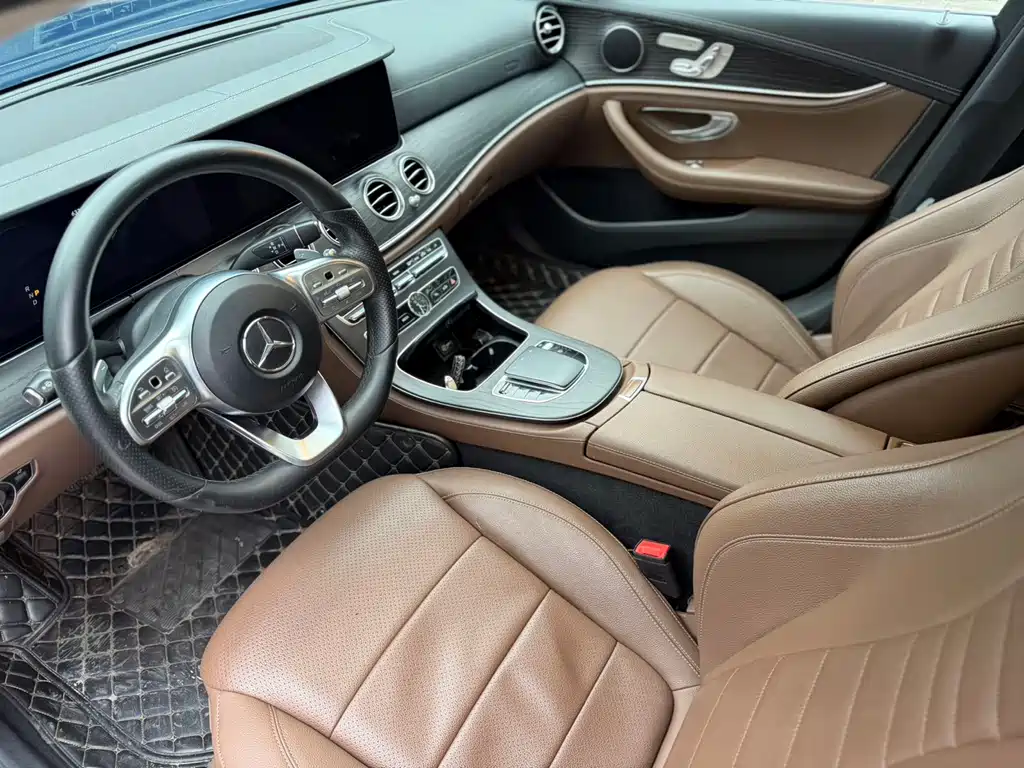 Mercedes-Benz Mercedes-Benz E-Class 2019 Model Year Facelift E 300 L Sport Style 2019 - thumbnail 4