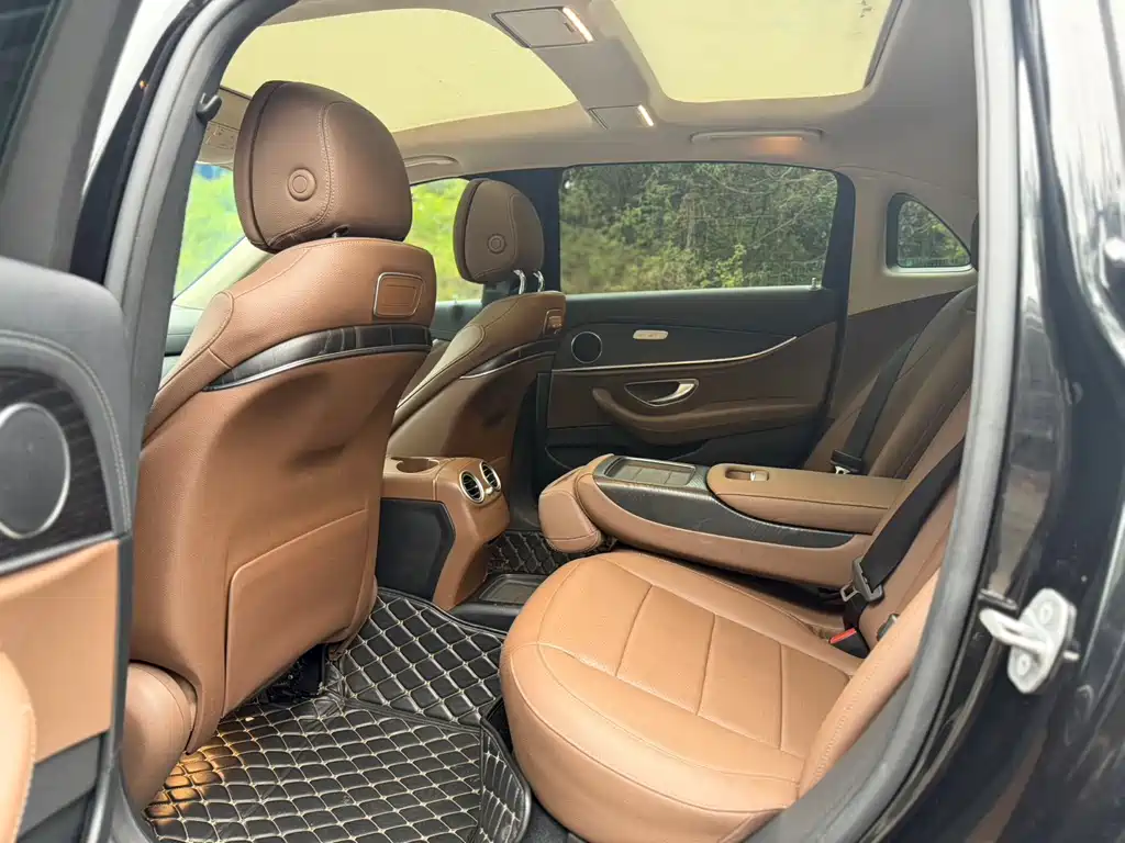 Mercedes-Benz Mercedes-Benz E-Class 2019 Model Year Facelift E 300 L Sport Style 2019 - thumbnail 6