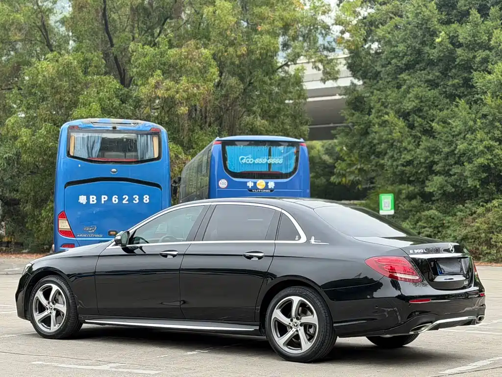 Mercedes-Benz Mercedes-Benz E-Class 2019 Model Year Facelift E 300 L Sport Style 2019 - thumbnail 7