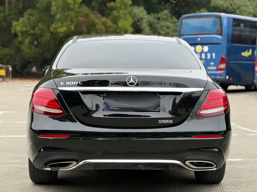 Mercedes-Benz Mercedes-Benz E-Class 2019 Model Year Facelift E 300 L Sport Style 2019 - thumbnail 8