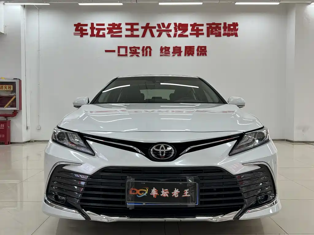 Toyota Camry 2023 2.0G Luxury Edition 2023 - thumbnail 2