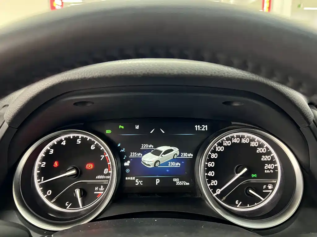 Toyota Camry 2023 2.0G Luxury Edition 2023 - thumbnail 10