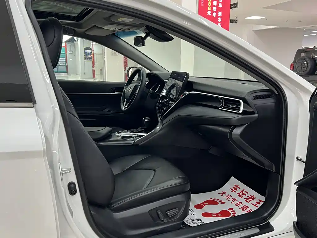Toyota Camry 2023 2.0G Luxury Edition 2023 - thumbnail 12