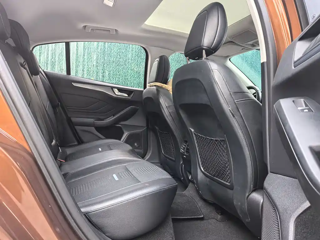 Ford Ford Focus Active 2020 EcoBoost 180 Automatic Trend Edition 2019 - thumbnail 8