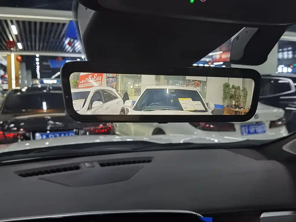 Cadillac Cadillac XT4 2024 28T FWD Luxury 2025 - thumbnail 8