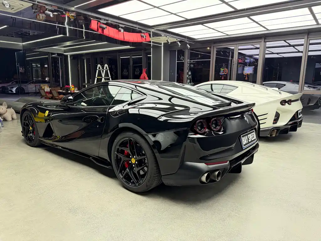 Ferrari Ferrari 812 Superfast 2017 6.5L 2017 - thumbnail 3