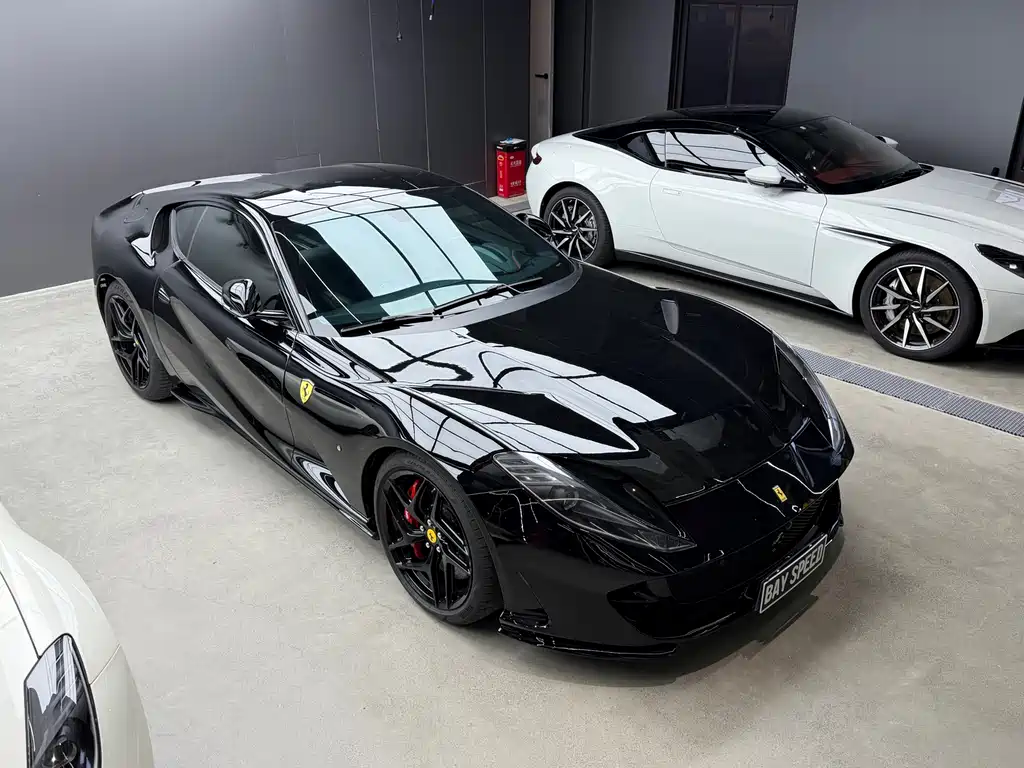 Ferrari Ferrari 812 Superfast 2017 6.5L 2017 - thumbnail 5