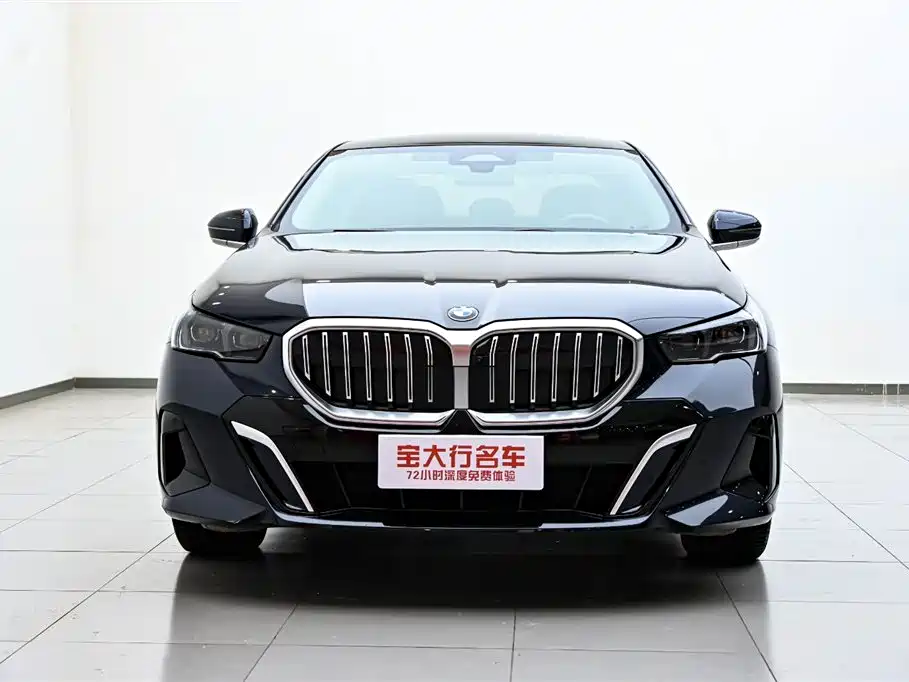 BMW BMW 5 Series 2024 530Li Leading Model M Sport Package 2024 - thumbnail 3