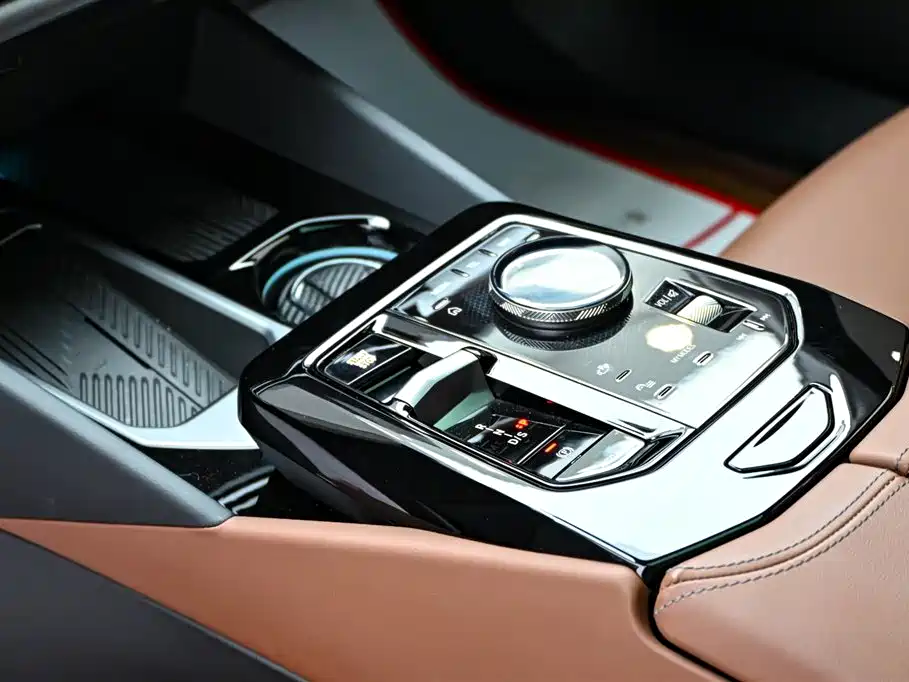 BMW BMW 5 Series 2024 530Li Leading Model M Sport Package 2024 - thumbnail 18