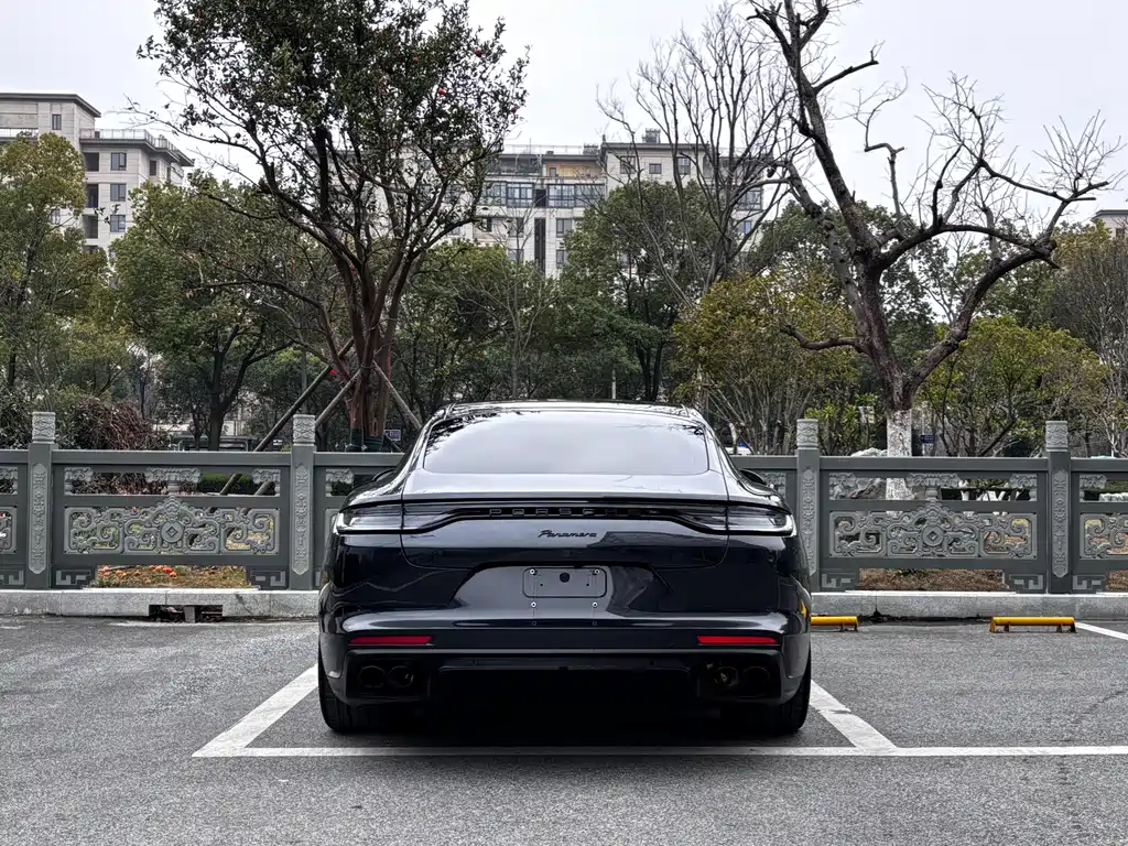 Porsche Porsche Panamera 2023 Platinum Edition 2.9T 2023 - thumbnail 6