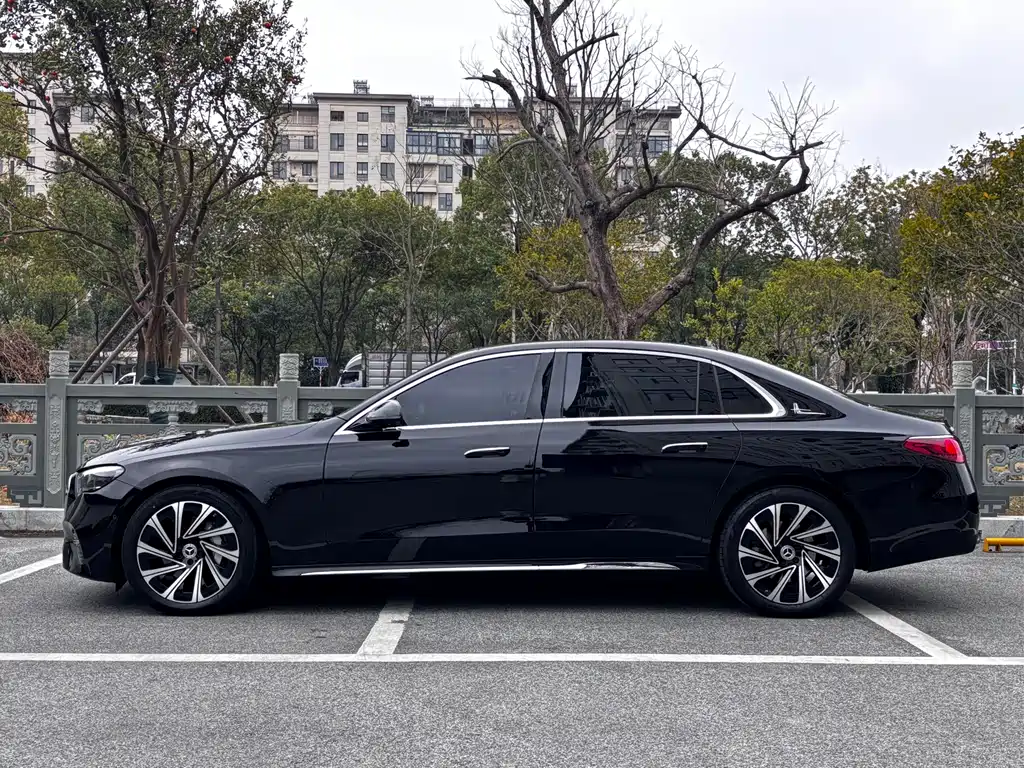 Mercedes-Benz Mercedes-Benz E-Class 2024 E 300 L Luxury Model 2024 - thumbnail 3