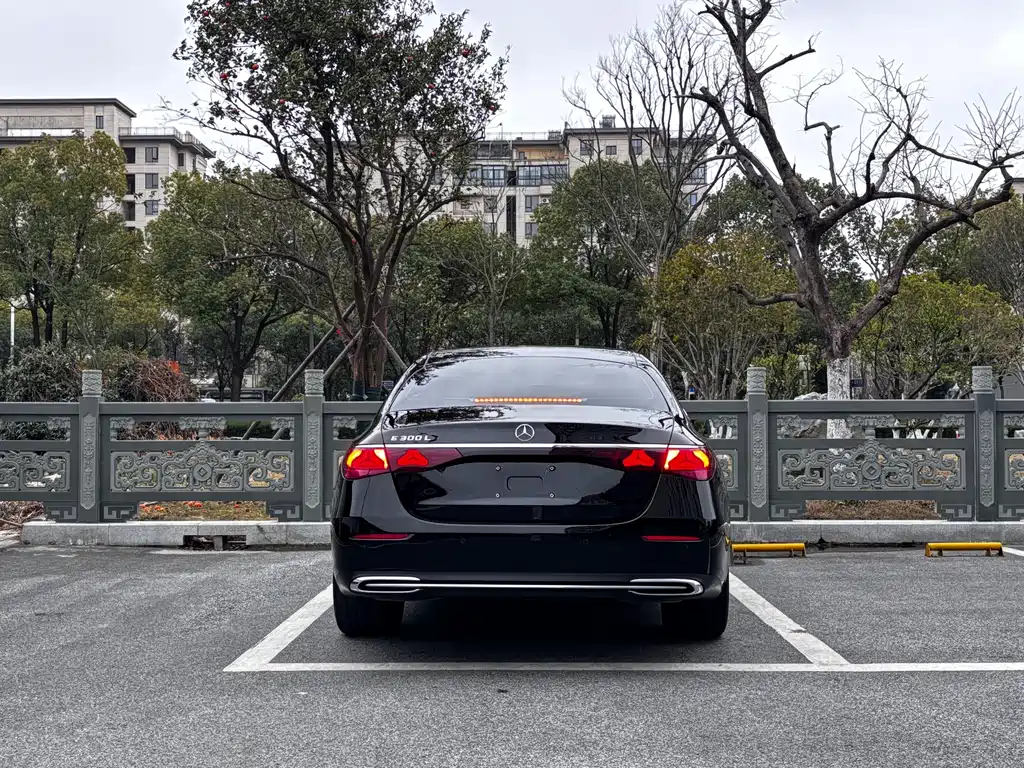 Mercedes-Benz Mercedes-Benz E-Class 2024 E 300 L Luxury Model 2024 - thumbnail 5