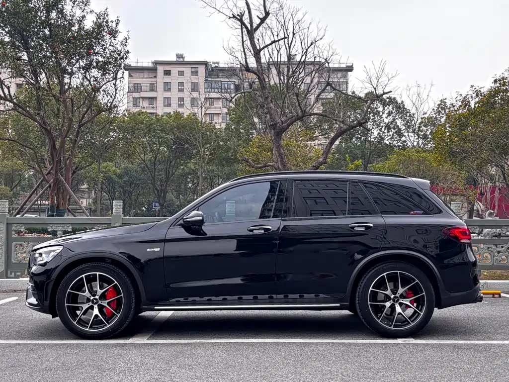 Mercedes-Benz Mercedes-Benz GLC AMG 2022 AMG GLC 43 4MATIC 2023 - thumbnail 3